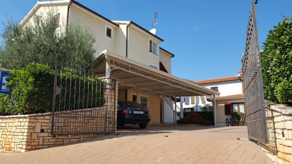 Ulika Rooms & Apartments Πόρετς Εξωτερικό φωτογραφία